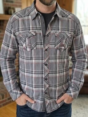 Buckle Men’s Gray Plaid Button-Down Shirt with Red Accents